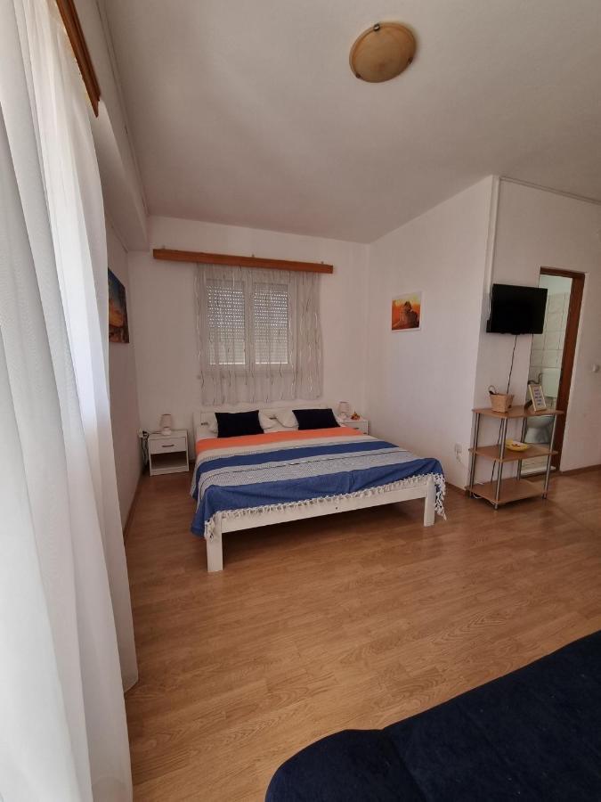 Apartments Vanja Skara Biograd Biograd na Moru Kültér fotó