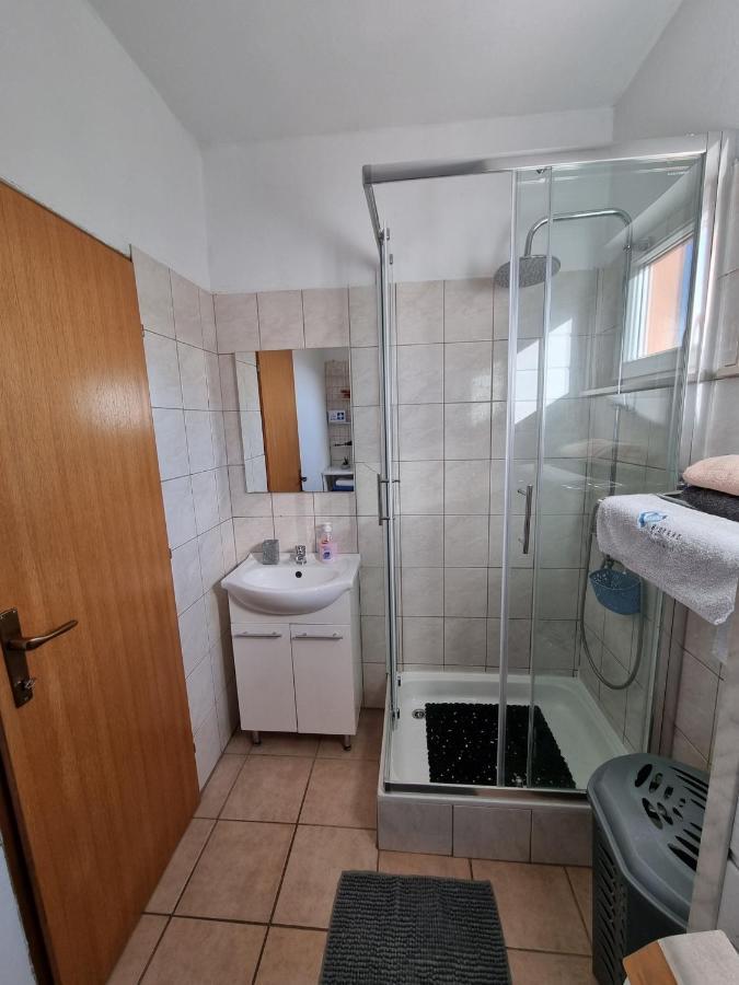 Apartments Vanja Skara Biograd Biograd na Moru Kültér fotó